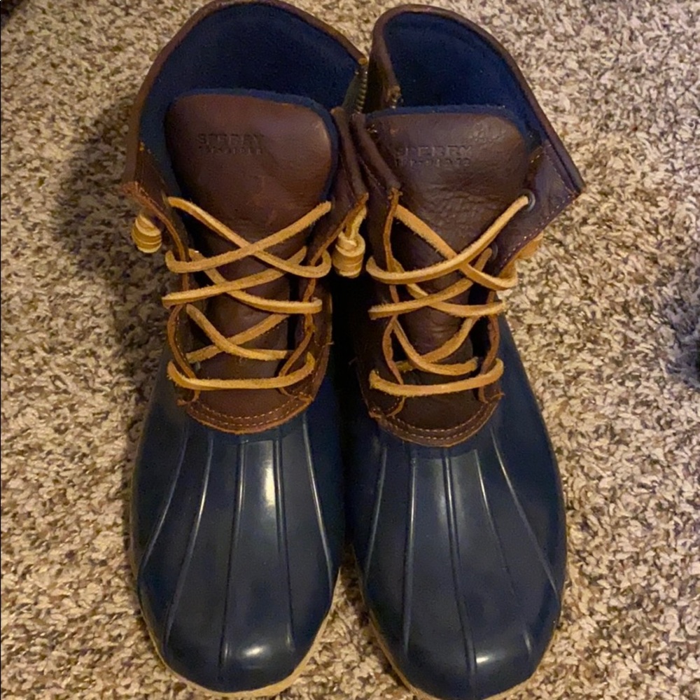Like new Sperry duck boots